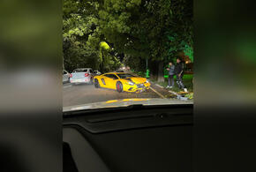 В Сочи девушка устроила ДТП, в котором разбила Lamborghini за 13 млн