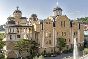 Ломать, не строить: в Сириусе хотят снести православные постройки