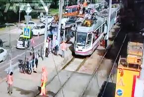 Трамваи встали в центре Краснодара из-за возгорания вагона