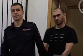 Все лицо в крови: в Краснодаре арестовали мужчину, который избил подростка в лифте