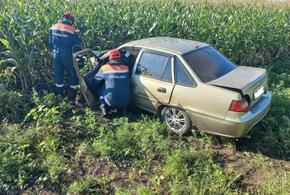На Кубани в ДТП с двумя иномарками пострадал подросток