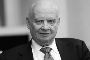 Стало известно, где похоронят поэта Николая Добронравова