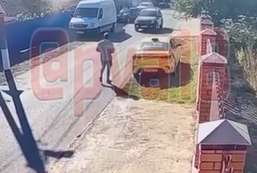 В Анапе таксист-развратник разгуливал в спущенных штанах перед детьми