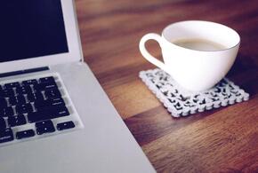 В Москве задерживаются почти 50 авиарейсов на вылет и прилет, еще 6 отменены, а в Техасе машина протаранила закусочную:  что произошло, пока вы спали