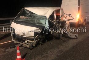 В Сочи три человека пострадали в ДТП на трассе Адлер-Красная Поляна