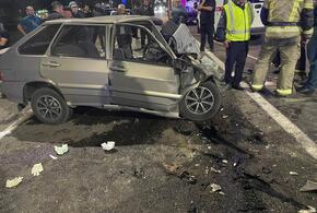 Выехал на встречку: в Армавире внедорожник врезался в автомобиль «ВАЗ»