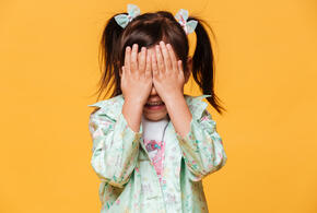 Женщина снимала порно с четырехлетней дочерью и продавала иностранцам