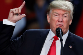 Трамп обвинил Россию в краже у США гиперзвуковой ракеты