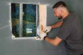 Кафе с «изюминкой»: в Краснодаре нашли историческую мозаику в коммерческом здании