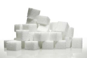 Что опаснее — соль или сахар, объяснила врач