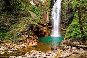 В Сочинском нацпарке сошёл сель, и неизвестные сожгли кассу