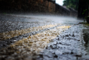 В Краснодарском крае действует штормовое предупреждение