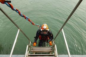 Дно на пляжах в Сочи исследуют водолазы