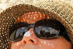 Что будет, если не защищать кожу кремом от солнца весной