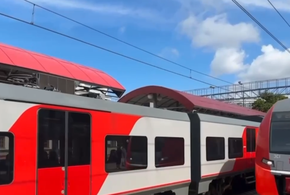 У Сочинских электричек изменится расписание почти на полгода