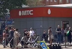 На женщину в Краснодаре упал светофор