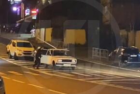 В Сочи задержали дебоширов, которые устроили стрельбу на улице города