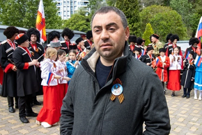 Очередная партия гуманитарного груза на передовую отправлена специально в канун Дня Победы