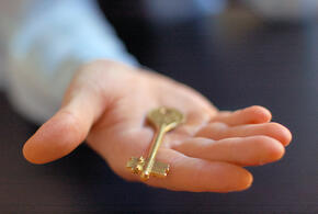 Кто несет ответственность за доступ к укрытиям, рассказали жителям Новороссийска