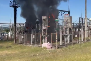 Мощный пожар произошел под Новороссийском