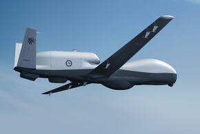 Новейший шпионский дрон ВМС США подал сигнал бедствия над Черным морем