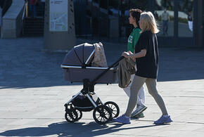 Неизвестный мужчина брызнул в лицо малышу из перцового баллончика