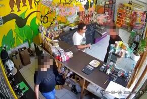 В Анапе мужчина воткнул нож в шею человеку из-за  сделанного замечания