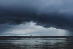 В Анапе закрыты все пляжи из-за мощного грозового фронта