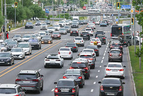 Пробки отбивают любое желание позагорать и поплескаться в воде