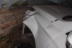 На Кубани женщина-водитель «Лады» врезалась в забор и погибла