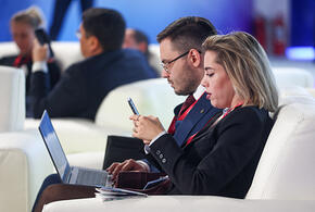 Россиян в октябре ждет шестидневная рабочая неделя