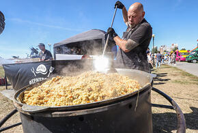 Врач рассказала, кому нельзя есть рис