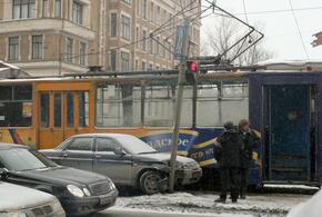 Массовое ДТП с трамваем произошло в Краснодаре, движение транспорта изменено