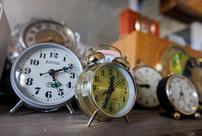 Украинский расчет БПЛА сдался в плен, в России почти перестали подделывать доллары: что произошло, пока вы спали