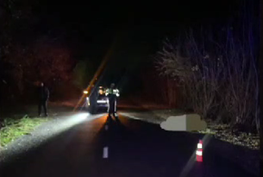 В Краснодарском крае пешеход попал под колеса машины, хотя шел по краю проезжей части