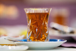 Ежедневное употребление горячего чая повышает риск возникновения рака пищевода 