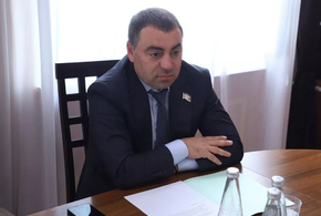 Депутат ЗСК Арменак Тозлян спонсировал создание фильма «У края бездны. Битва за Мариуполь глазами очевидца»