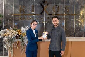 На Курорте Красная Поляна начали выдавать банковские карты иностранным туристам