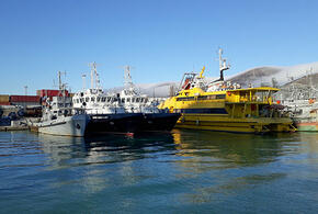 Навыки отражения атак безэкипажных катеров и беспилотников отработают сегодня в Новороссийске