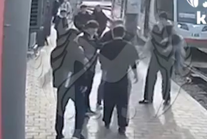 грожали зарезать, требовали деньги: в Краснодаре четверо студентов избили одного, написано заявление в полицию