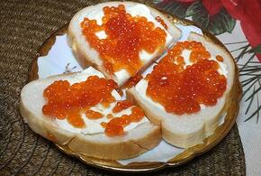 Врач-эндокринолог рассказала, кому нельзя есть икру