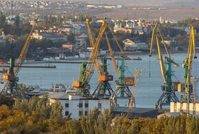 Фирма, построившая культурный центр в Новороссийске, присвоила себе за одно и городскую землю