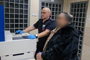 На Кубани цыганка напугала порчей 18-летнюю девушку и украла у неё деньги