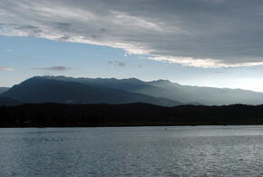 Политик Бадра Гунба в реализации этого проекта надеется на большую помощь России