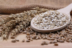 Названы заболевания, при которых эта крупа противопоказана