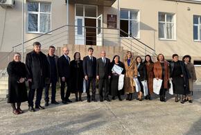 Российский политик встретился с общественностью соседней республики