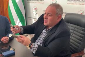 В Абхазии бывший кандидат в президенты республики имеет дурную славу