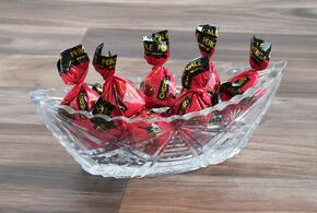 Почему же нельзя хранить шоколадные конфеты в холодильнике, рассказали эксперты