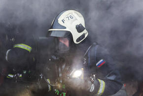 Резервуар «сложился» от высокой температуры на нефтебазе в Кавказском районе Кубани