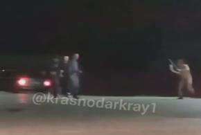 Шоу голого «джедая» пришлось этой ночью наблюдать жителям станицы Староминской на Кубани